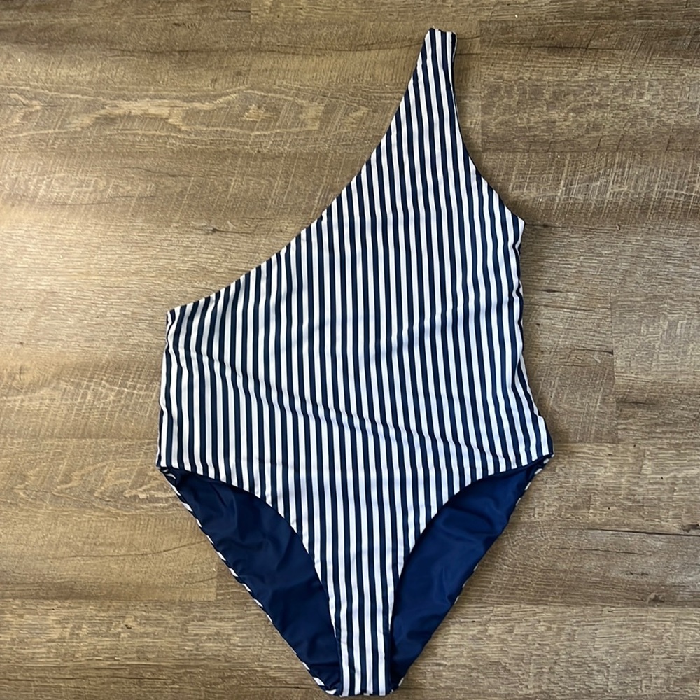 BAIIA Off The Shoulder Navy Striped One Piece Size 20